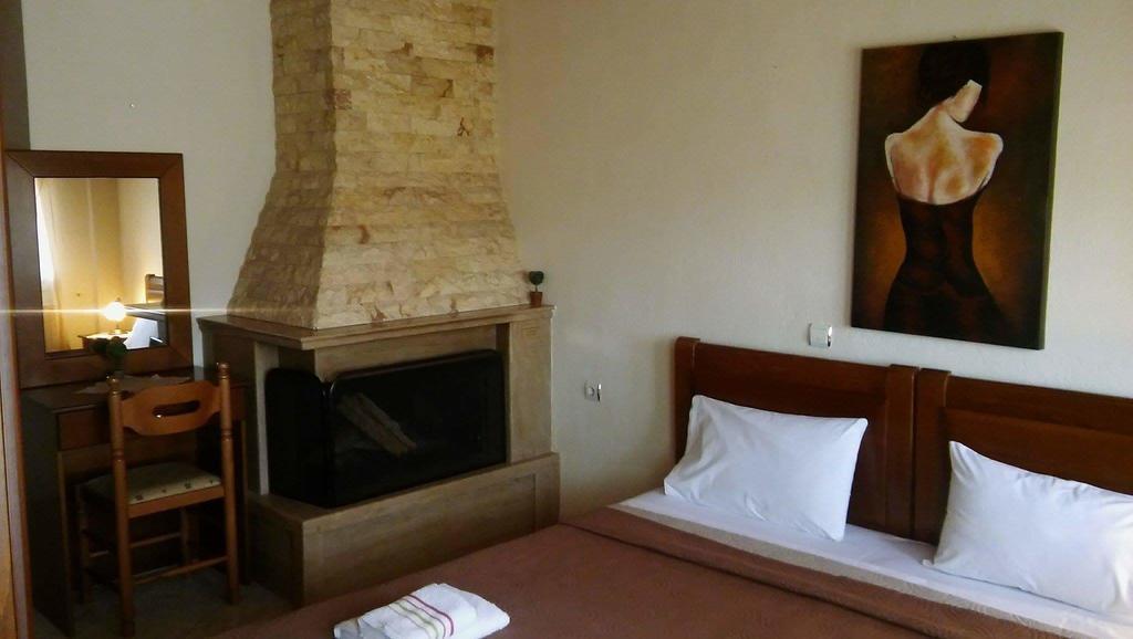 Guesthouse Adonis Káto Loutrákion Buitenkant foto